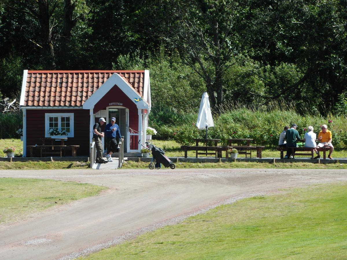 Holma Stangenaes Golf Hostel Brastad Exterior photo